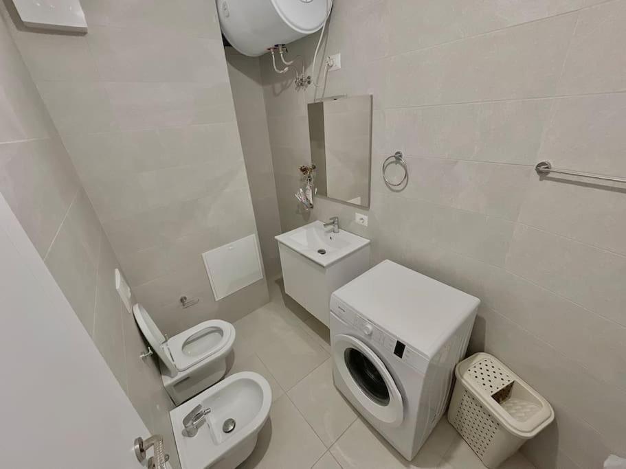 טיראנה Coral Apartment - City Center מראה חיצוני תמונה