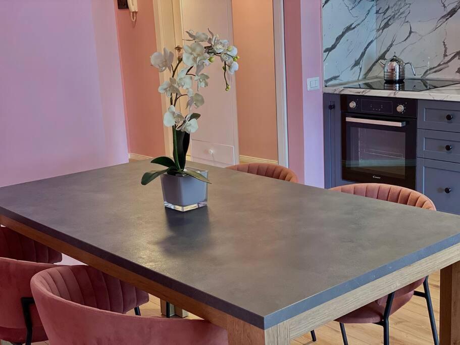 טיראנה Coral Apartment - City Center מראה חיצוני תמונה